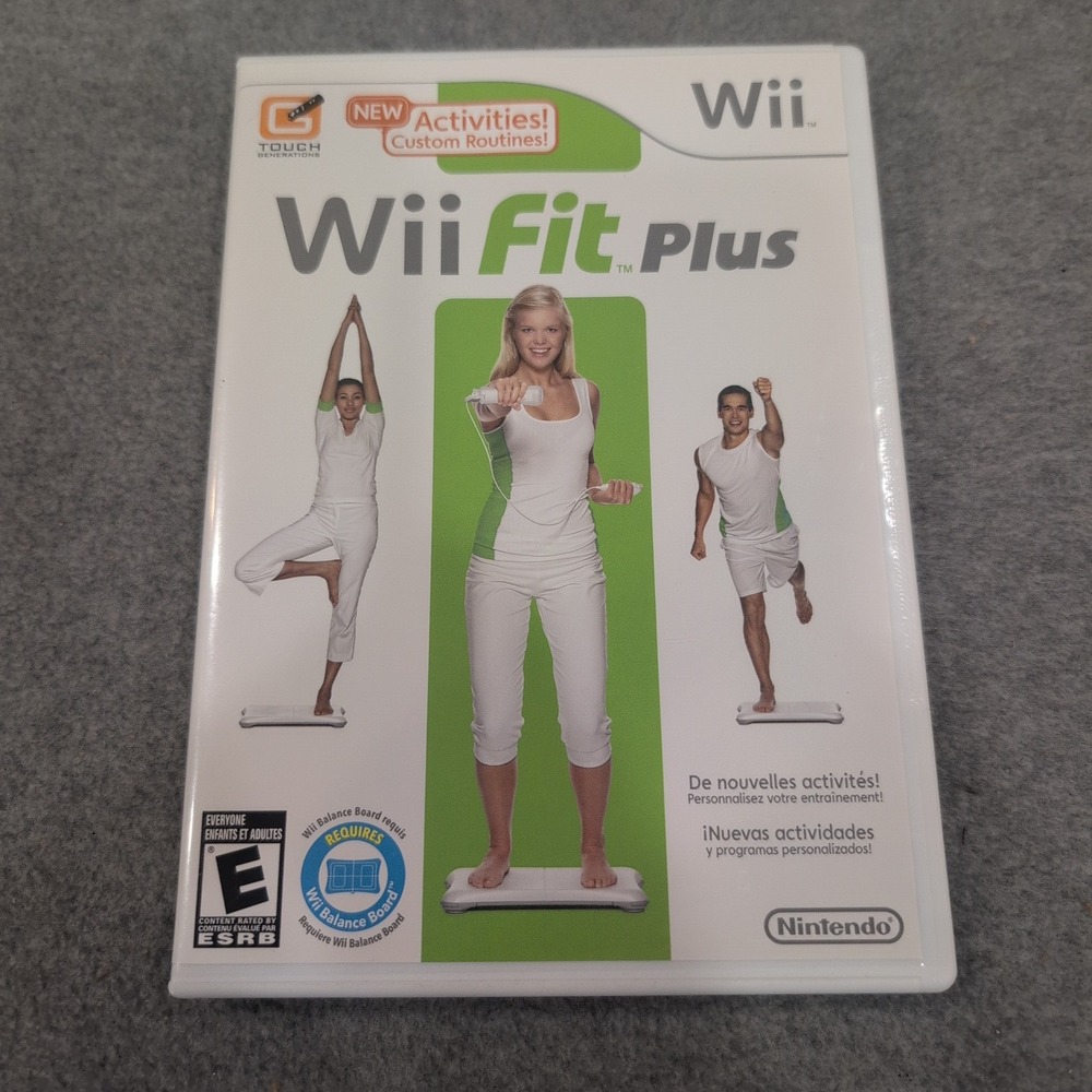 Nintendo Wii Fit Plus Game with Manual and Case RVL-P-RFPE-USZ - Picture 1 of 4